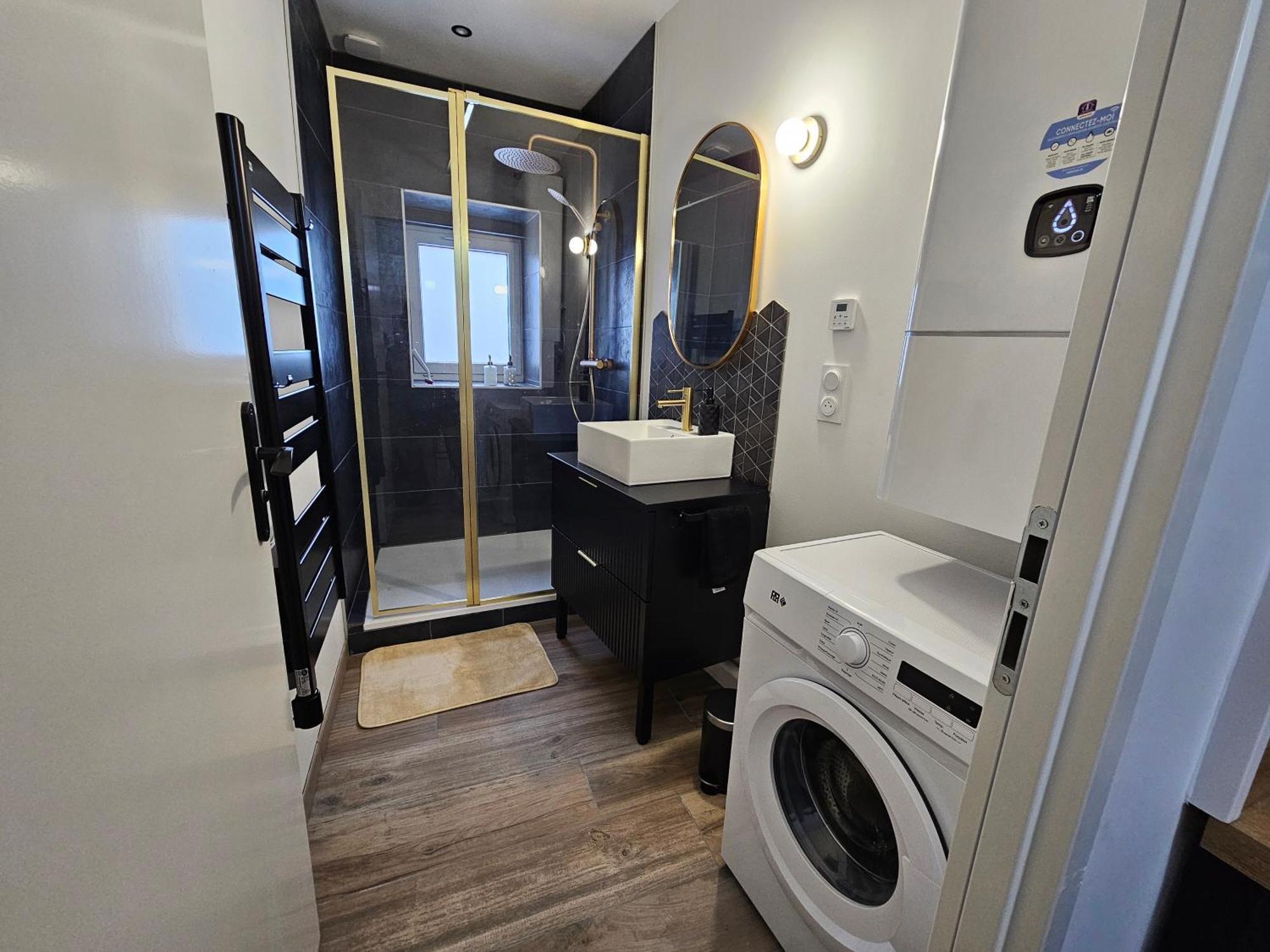 Suite Chic, Contemporaine Au Pied De La Cathedrale В'єнна Екстер'єр фото